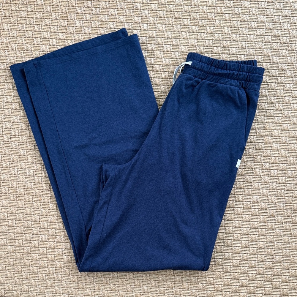 Vuori Essential Halo Wide Leg M